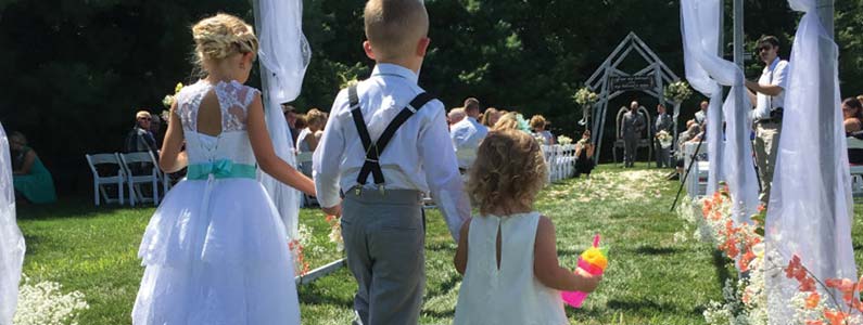 How to Include A Junior Bridesmaid In Your Formal Wedding